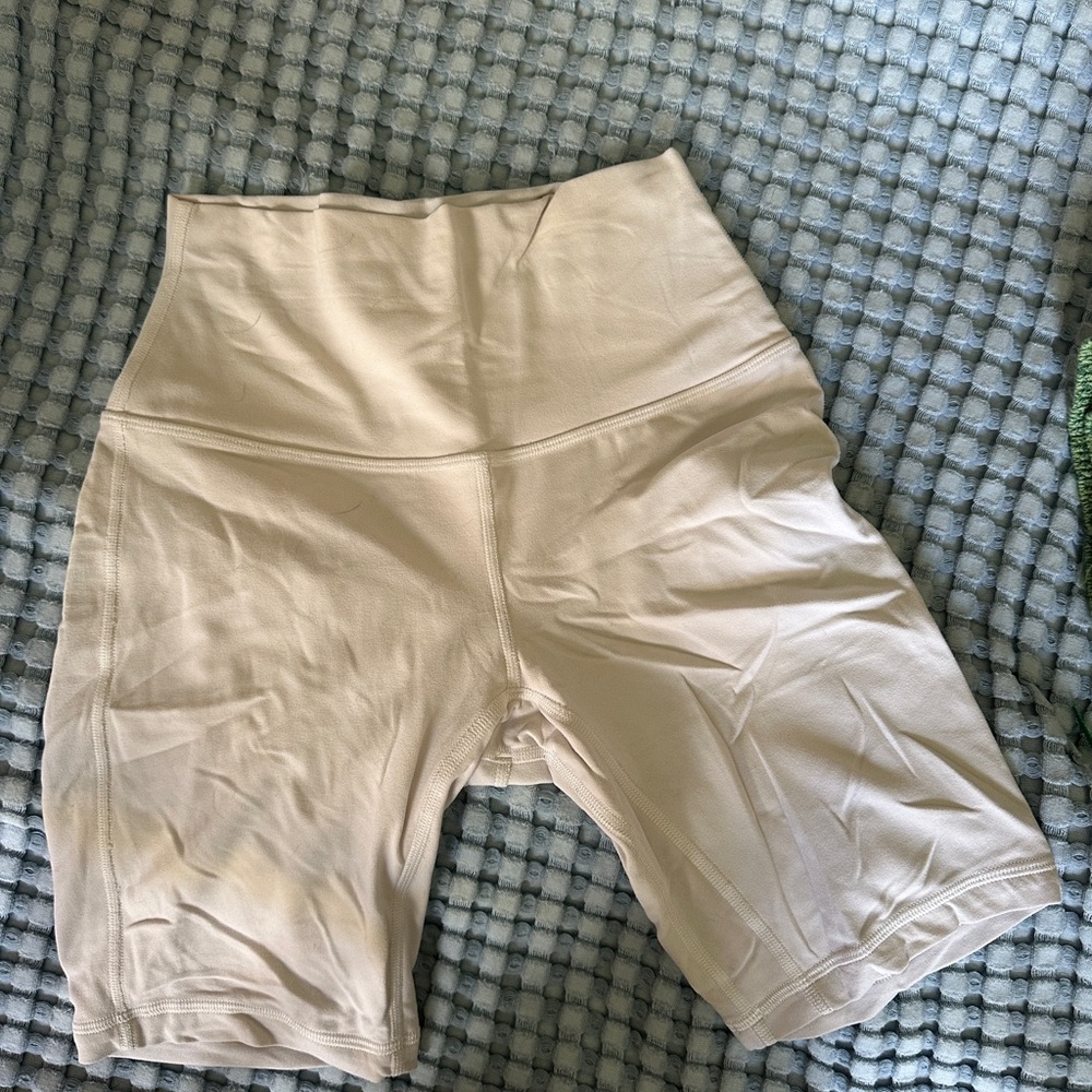 Women's Lululemon 6 inch Align White High-Waisted Shorts